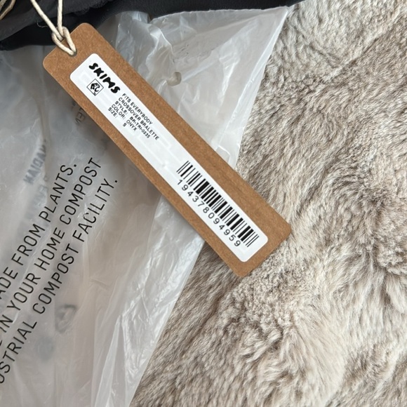 SKIMS FITS EVERYBODY CROSSOVER BRALETTE NWT ONYX BLACK sz S Small - Picture 4 of 6